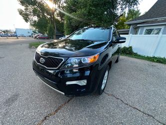 2012 Kia Sorento SX • Clean Title • V6 • $6,100