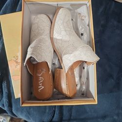 Boot Slides