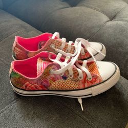 Converse With Floral Print 