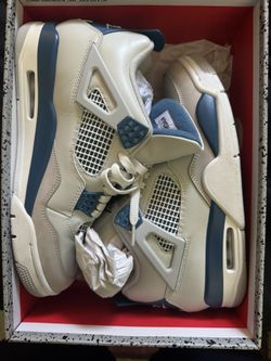 Military Blue Jordan 4
