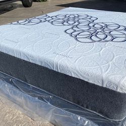 Full Bamboo Cool Gel Memory Foam!!