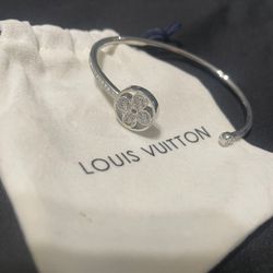 LV BLOSSOM BRACELET CUFF