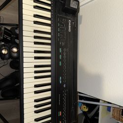Casio Keyboard 