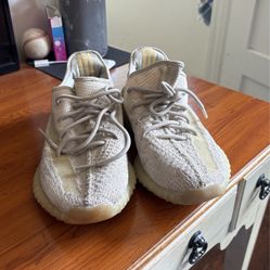 Yeezy Boost 350 V2 “natural” 