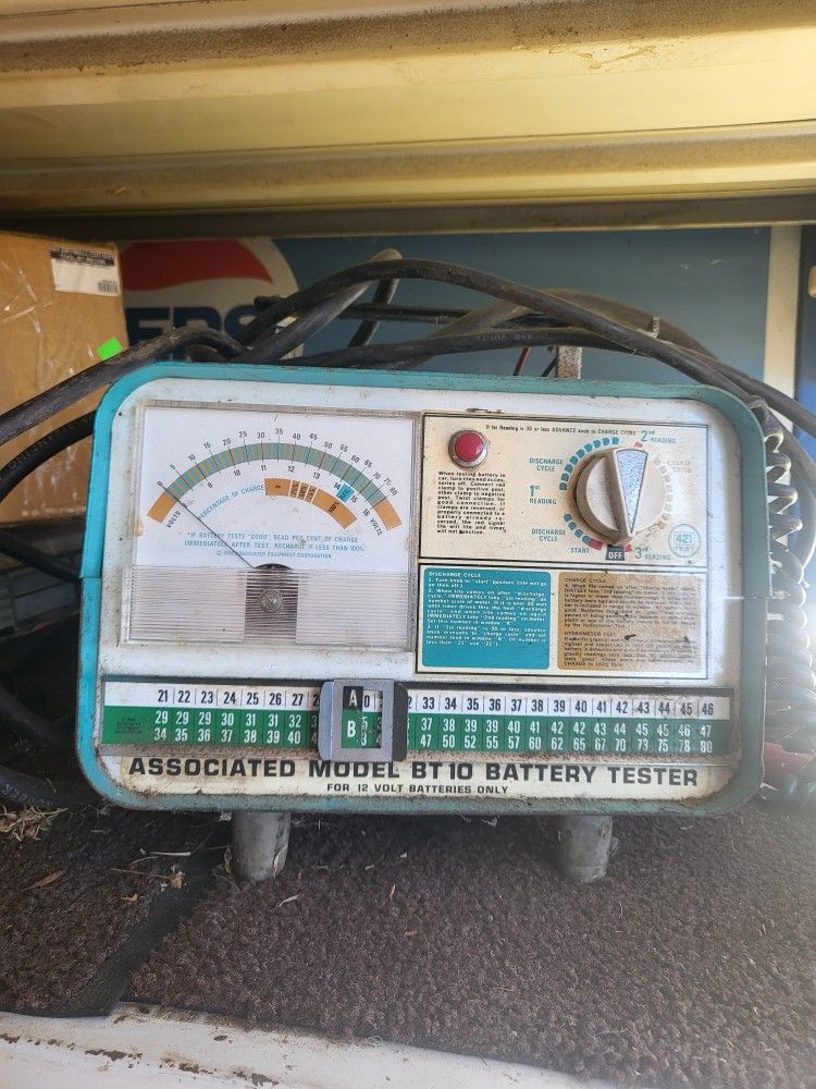 OLD BATTERY CHARGER WORKS