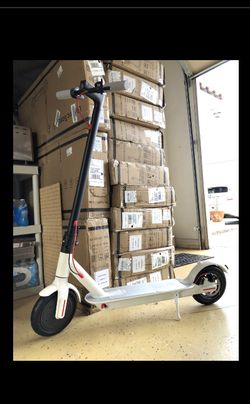350W 7.8AH Fast 31KMH/ 19.6 MPH Electric Scooter Waterproof ip65