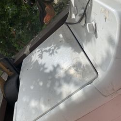 Washer & dryer $45 each not working . Located  Pharr Texas 78577