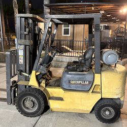 Fork lift