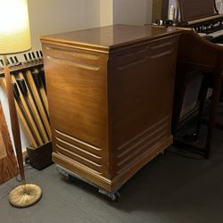 Leslie 45, 51/122 amp, Hamptone 2 speed converter, combo preamp,