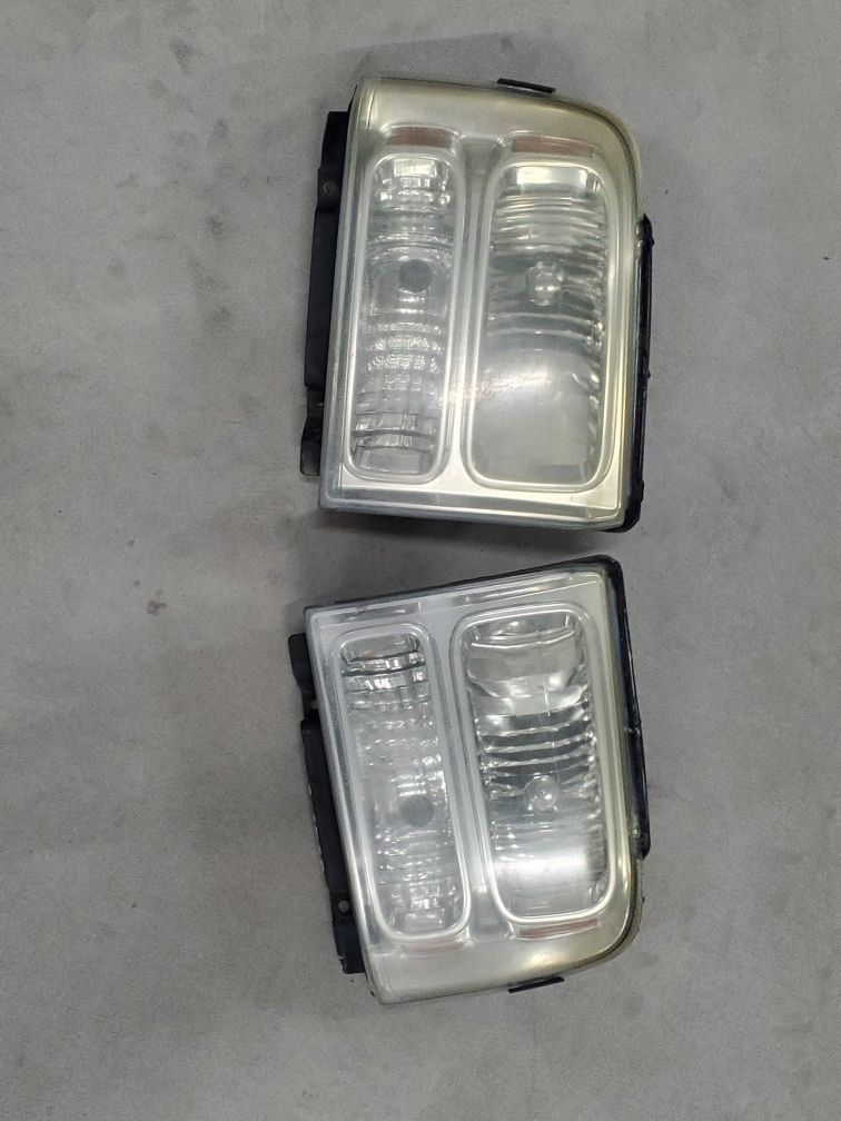 Ford F350 Headlights 2005-07