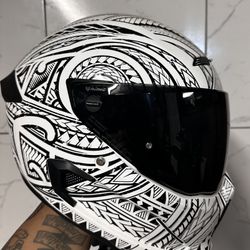 Ruroc Atlas 4.0 Motorcycle Helmet