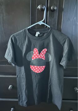 Minnie Mouse Graphic T-Shirt