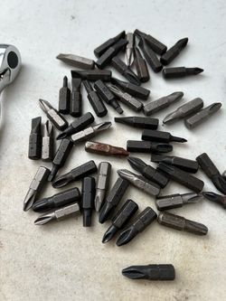 Small Titan ratchet for all different bits