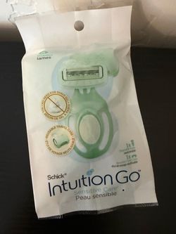 Schick Intuition Go Sensitive Care Razor