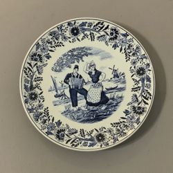 Vintage Delfts Royal Sphinx By Boch Plate 8.5"
