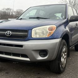  2004 TOYOTA RAV4 AWD
