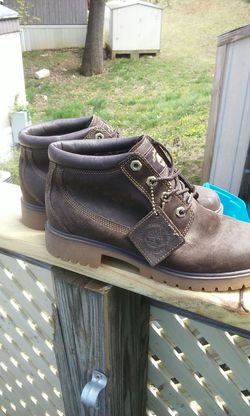 Timberlands chocolate color size 9 ladies