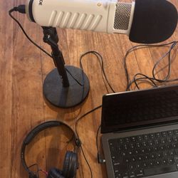Podcast Microphone Mic And Headphones 