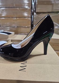 Women’s shoes