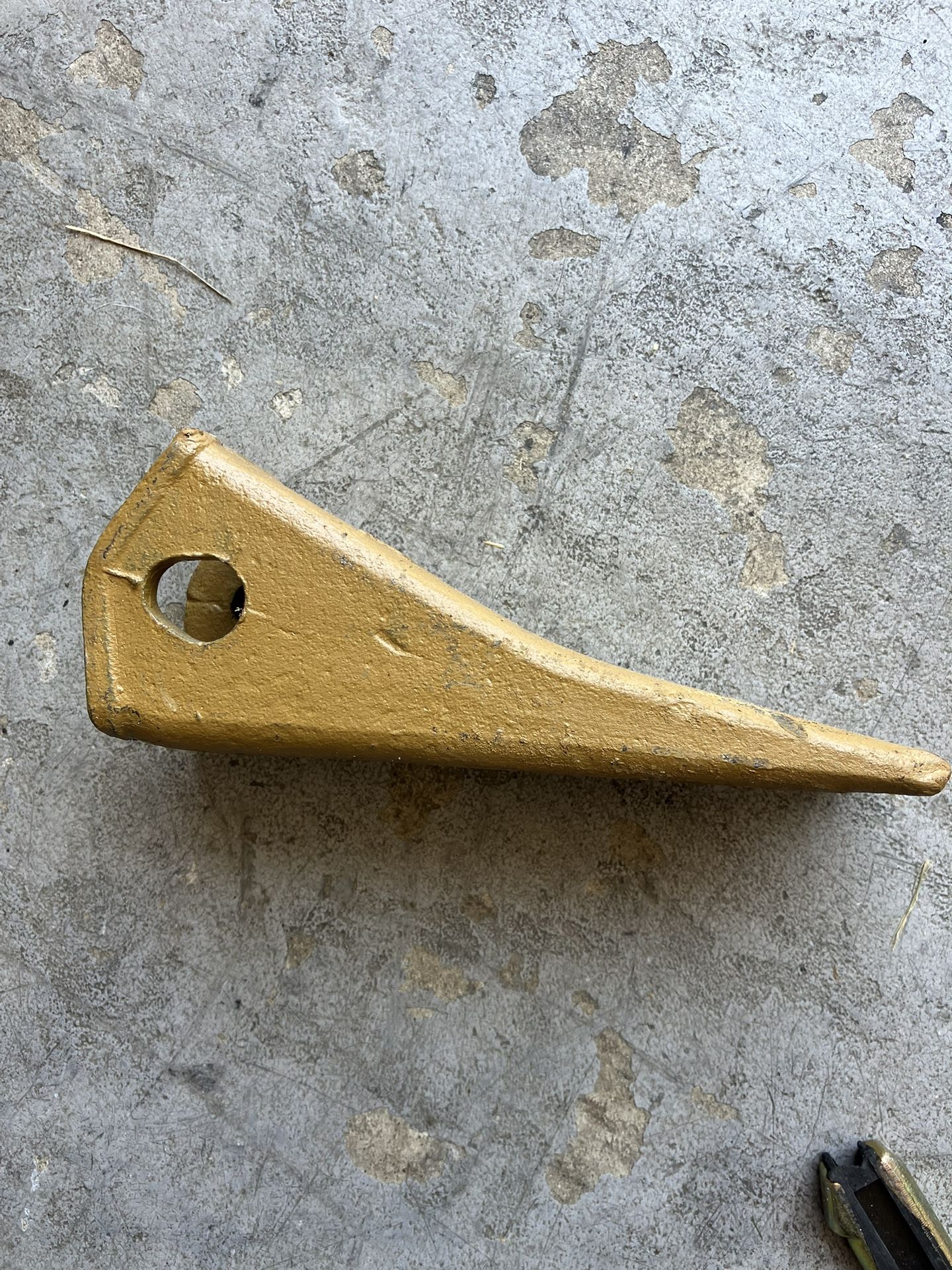 Backhoe Teeth.