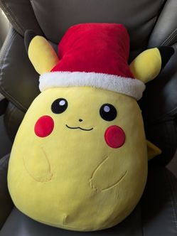 Squishmallow Pikachu