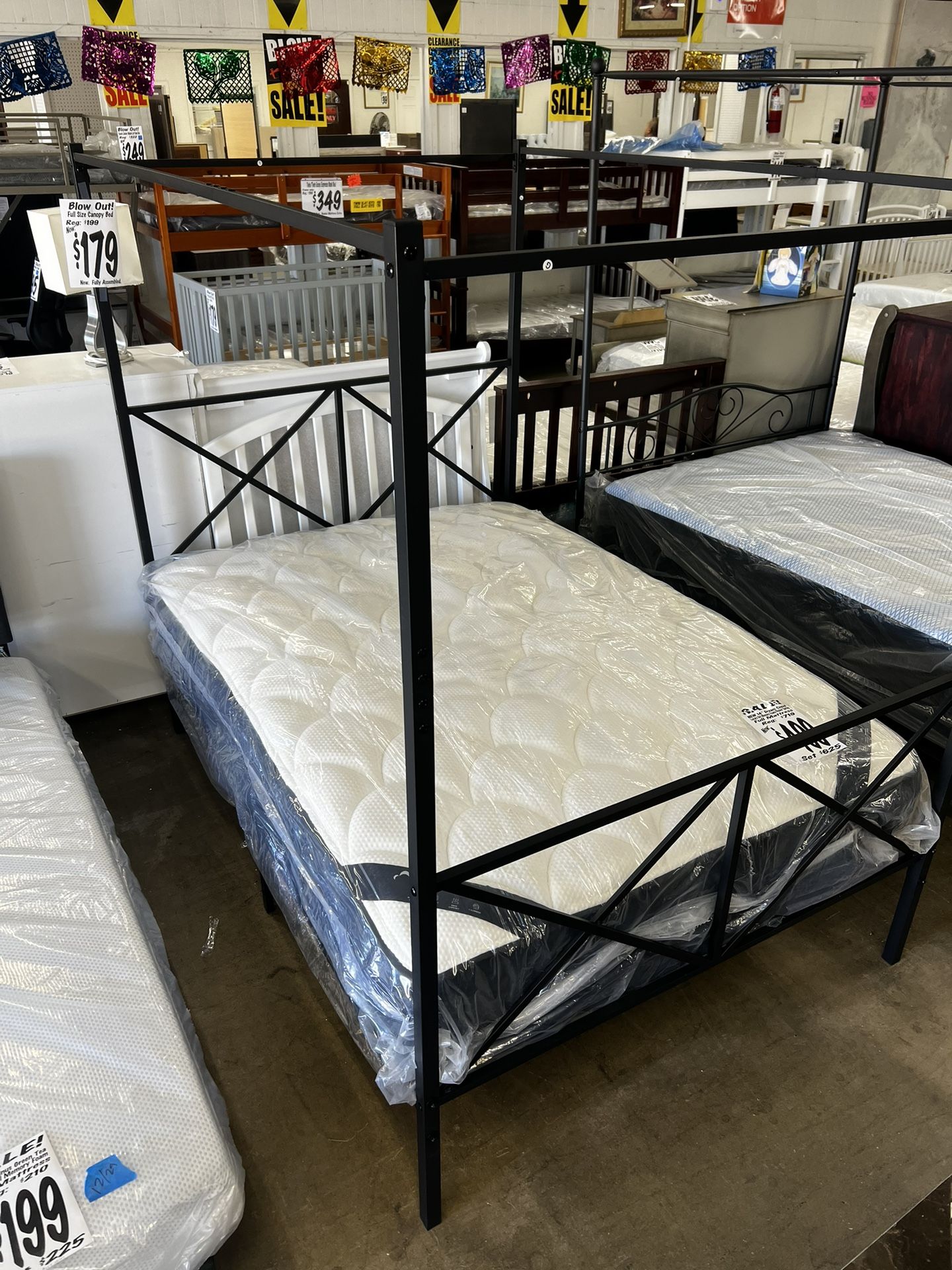 Full Canopy Bed