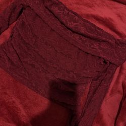 red shirt long sleeve crop