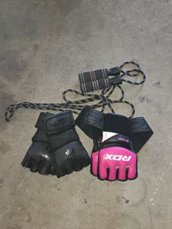 MMA Gloves and Jump Rope Bundle