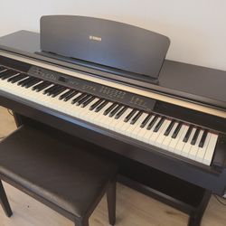 Yamaha YDP-223 Electric Piano