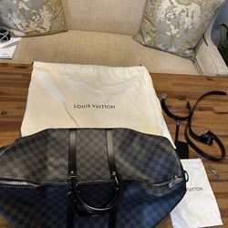LV Keepall Bandoulière 55 Duffle Bag