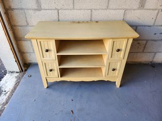 Medium Size Buffet Table 