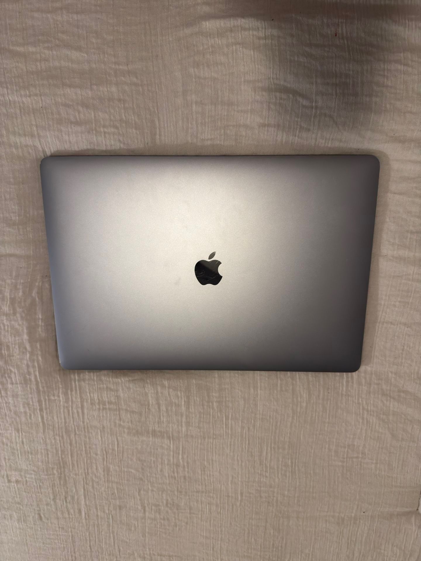 MacBook Pro (16-inch, 2019) – Space Grey