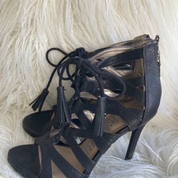 Sam And Libby Cheri Black Womens Lace Up Still to Heels Size 6