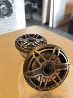 JL Audio M6 7.7” non Led