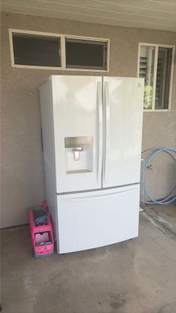 Free Kenmore fridge