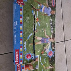 Stay Cool Dancing Sprinkler