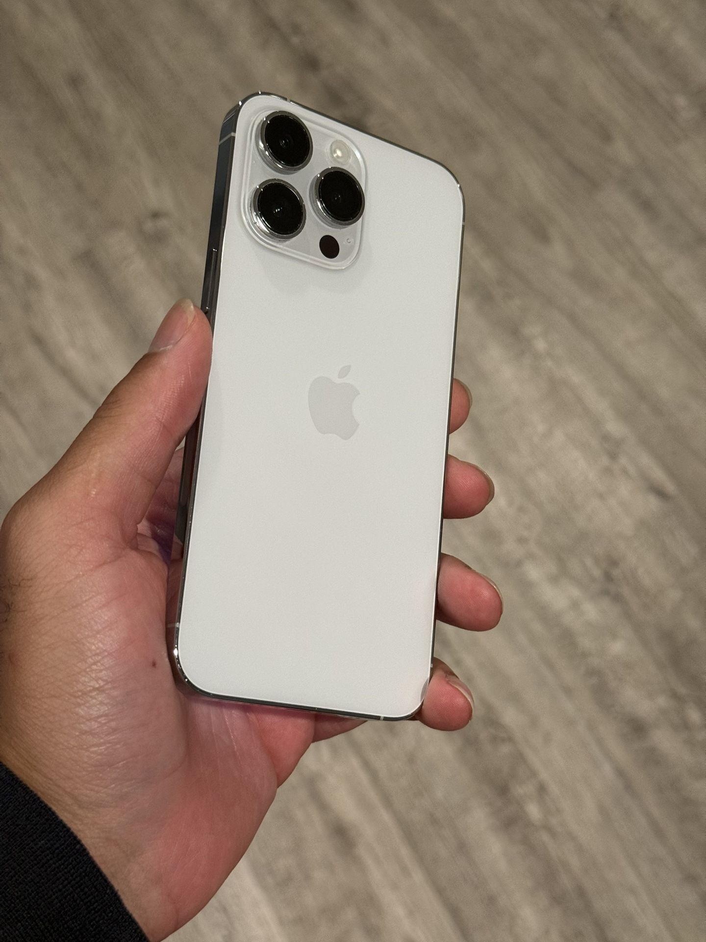IPhone 14 Pro Max AT&T/CRICKET 256GB- White