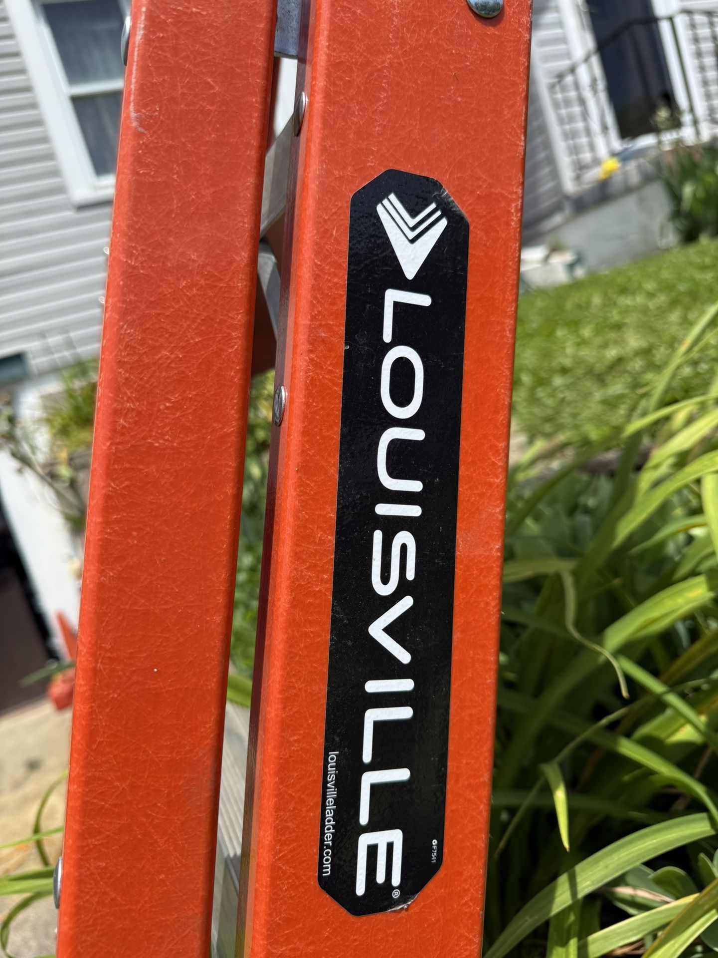 14 Foot 2inches LOUISVILLE