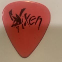VIXEN / 1988 / VINTAGE / JANET GARDNER / TOUR GUITAR PICK