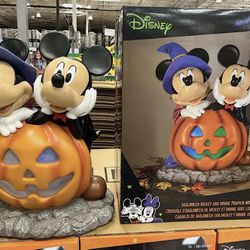 Mickey And Minnie Halloween Greeter 