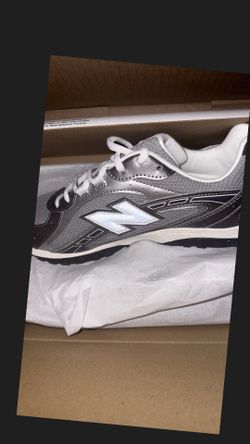 204L Sneakers