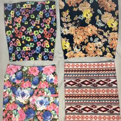 Free Shipping On 4 Pairs Women’s Mini Skirts Size S