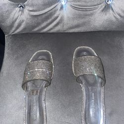 Sparkly sandals size 5 in women’s Only Accepting Cash