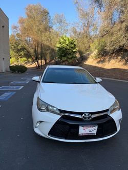 Toyota Camry White Sedan 2016