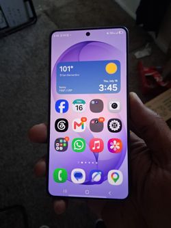 Galaxy s26 plus 256gb violet UNLOCKED