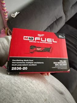 Multi tool Milwaukee fuel m18