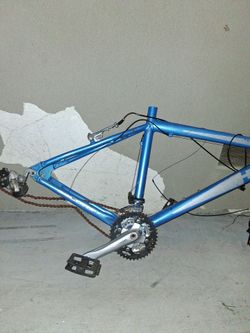 DIAMONDBACK FRAME
