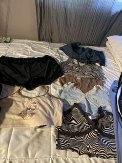 Women’s Clothes Size XL 