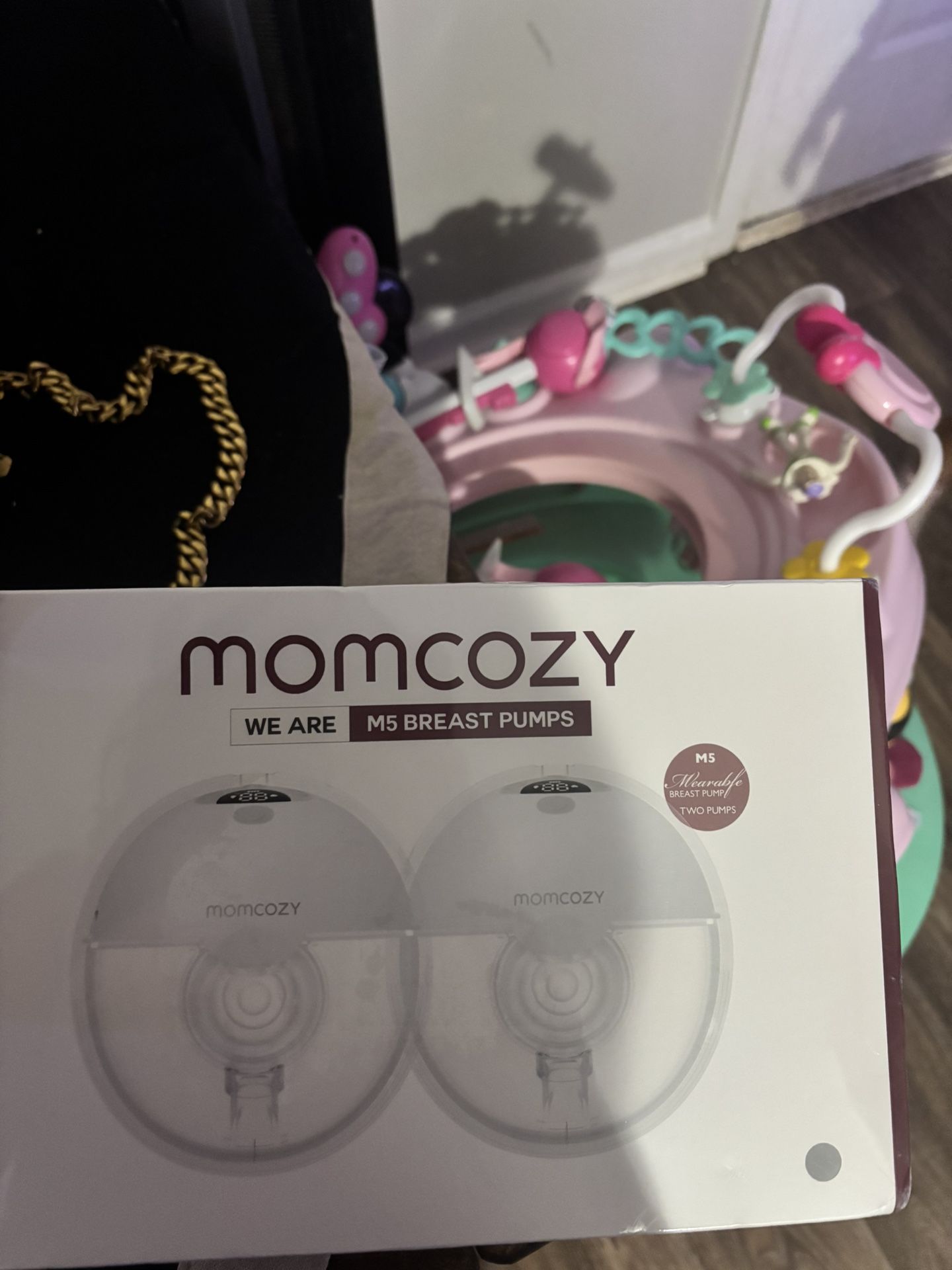 wearable breast pump 