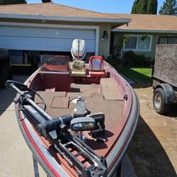 1985 Winner Bass Boat